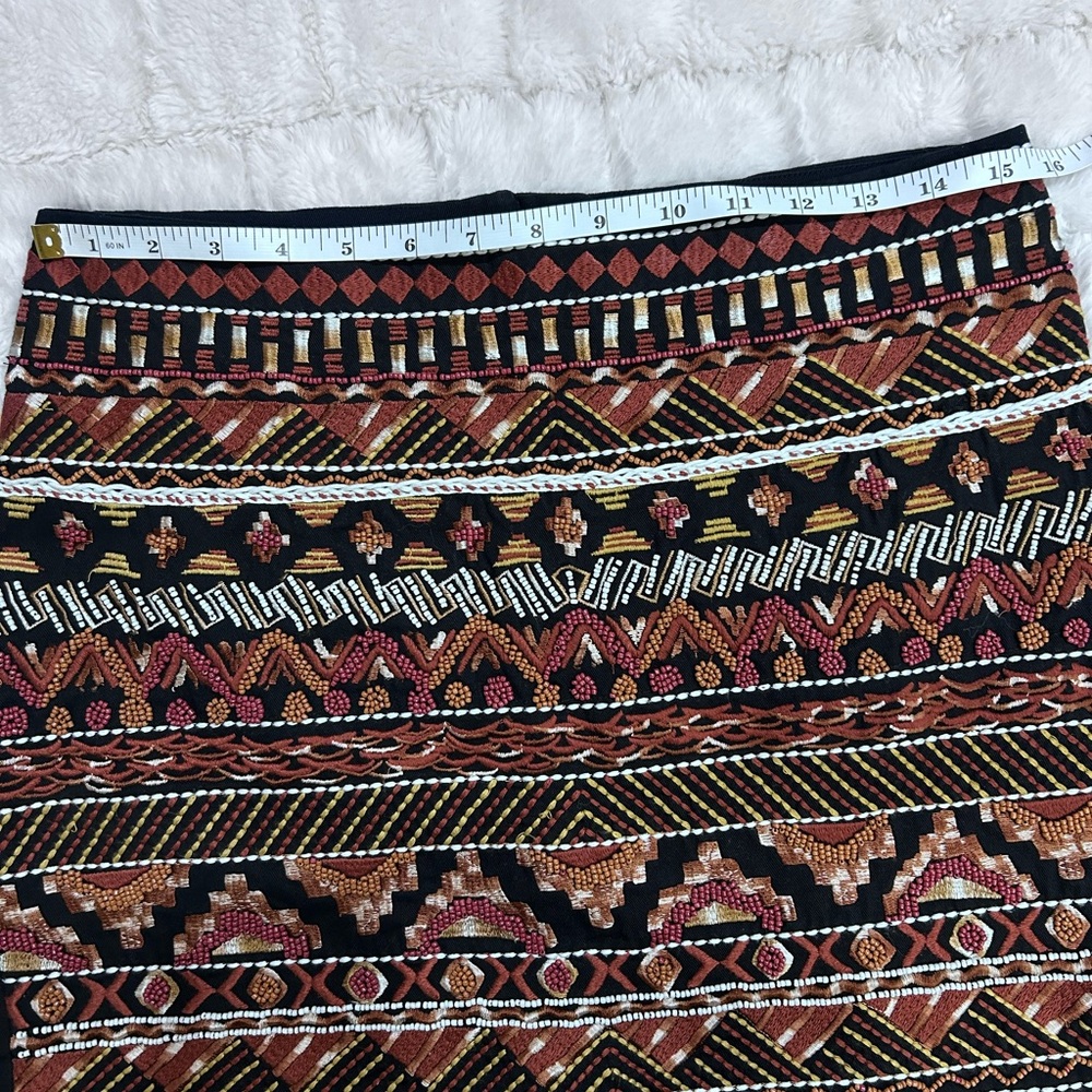 H&M Women's Black Embroidered and Beaded Skirt, Lined,‎ Size 8 - Picture 4 of 5